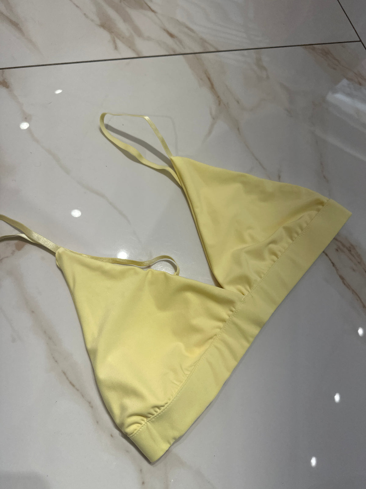 Top in Licra triangolo