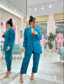 Tailleur Sisters
