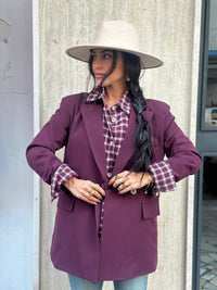 Blazer Kelly