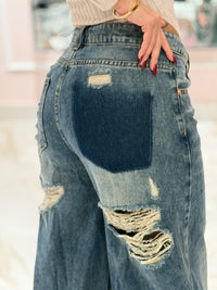 Jeans Wide Leg Strappi sul Retro