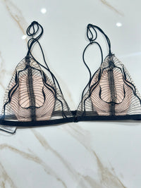 Triangolo Bralette Petal